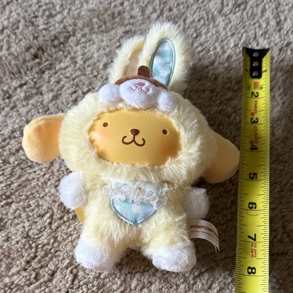 Sanrio Pompompurin Fuzzy Plush Keychain - Picture 11 of 12